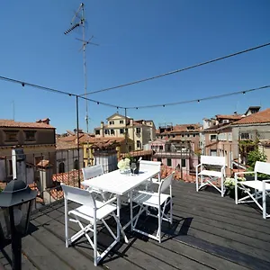 La Fenice Apartahotel